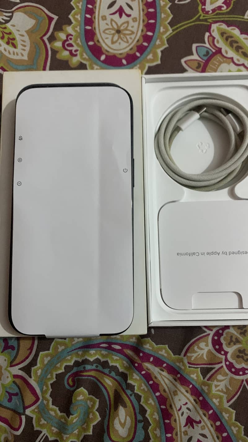 Apple iPhone 15 0