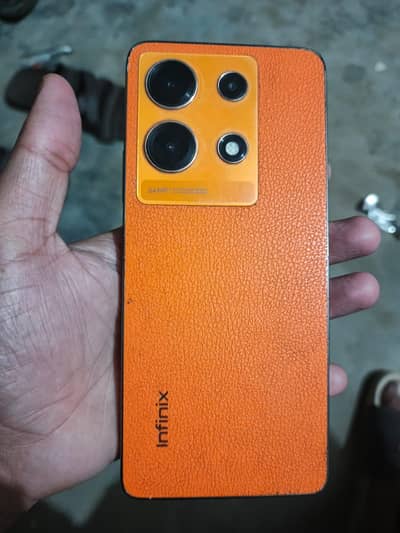 Infinix Note 30