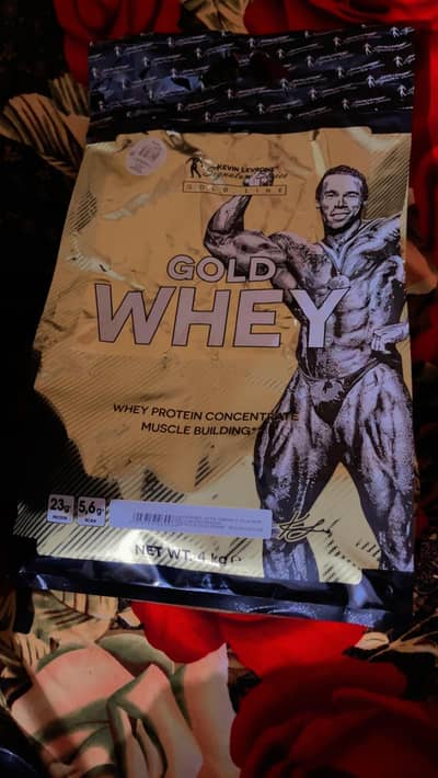 Gym trainer available for females in lahore