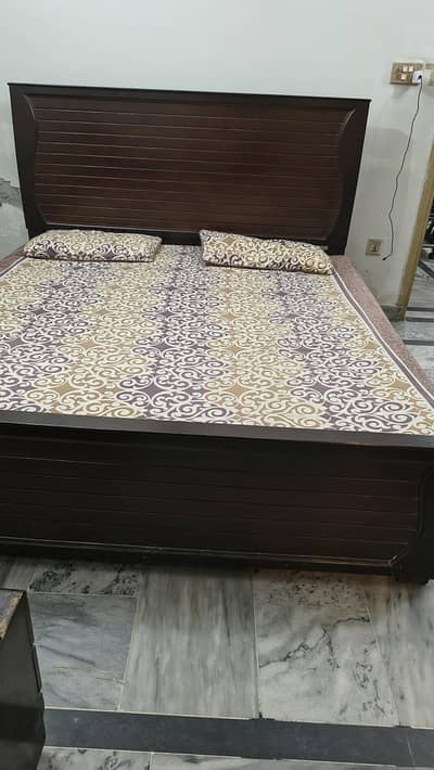 Used Bed Set for sale