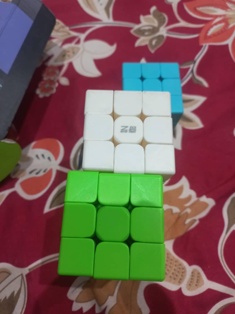 Robic cubes 1
