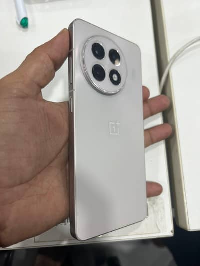 OnePlus 13R 16GB 256GB – Like New – Original Charger