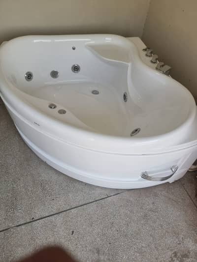 Jaccuzi for 2 person. . . never used