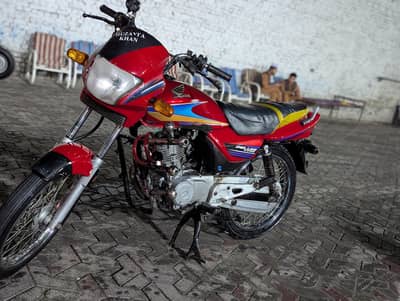 Honda deluxe 2010 model Peshawar