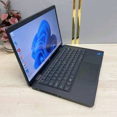 Dell Laptop Core i7 Gen 12th Touch Screen