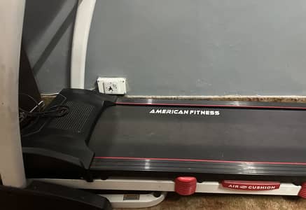 American Fitness Air Cushioned Treadmill Full Ok 10 by 10