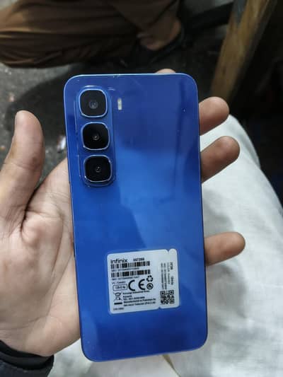 INFINIXE HOT 60i WITH BOX & CHARGER 6/128