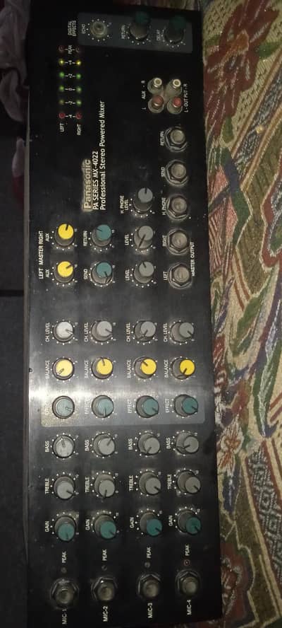 Panasonic mixer 4Chanel behtreen condition
