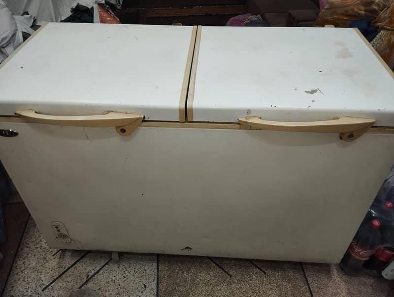 waves deep freezer 0