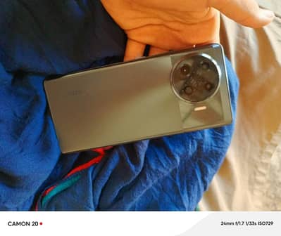 Tecno spark 20 pro plus