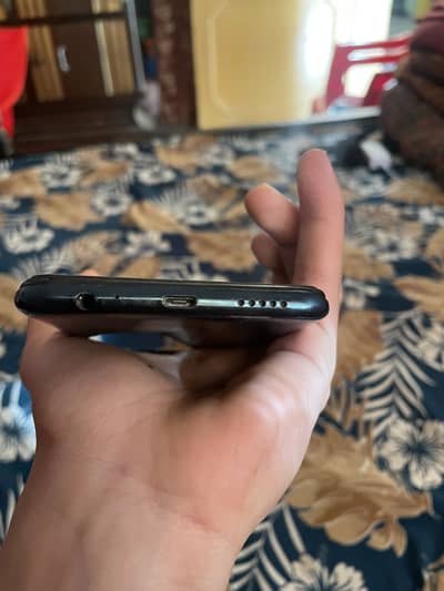 Infinix note 7 128 gb box chrge sath no opn repair