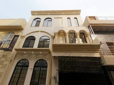 Brand New 5 Marla House Available In Allama Iqbal Town - Neelam Block For Sale