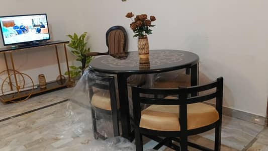 solid wood dining 4 chairs