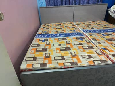 selling 2 single mattresses