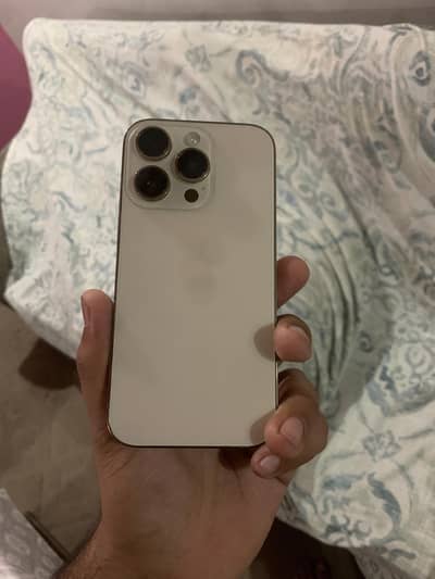 iphone 14 pro Non PTA Gold color