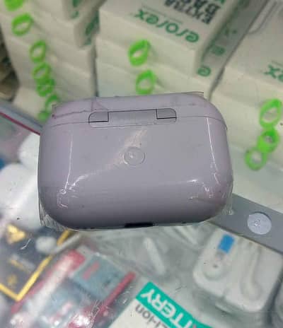 Earphones avalible in cheap new earphones