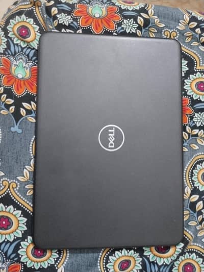 laptop Dell  condition 10/9