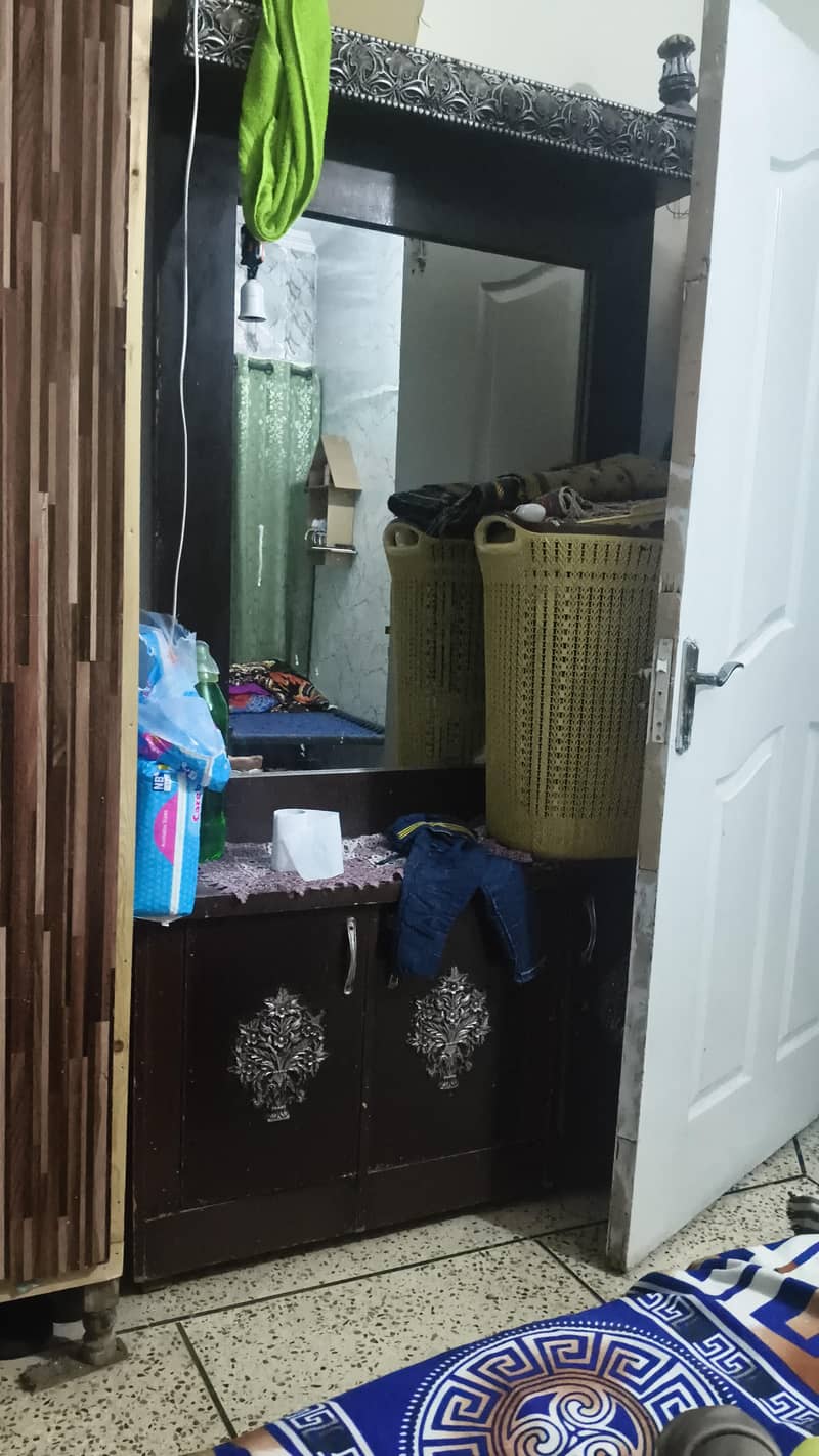 Dressing Table 0