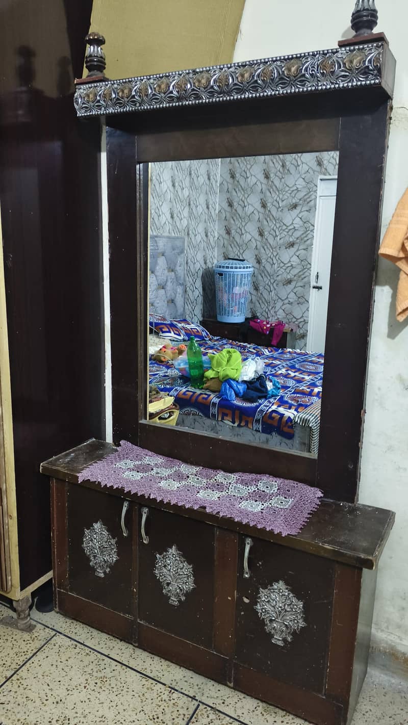 Dressing Table 1