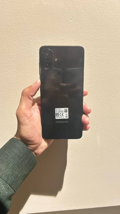 Samsung mobile 4GB ram 64GB memory box data cable