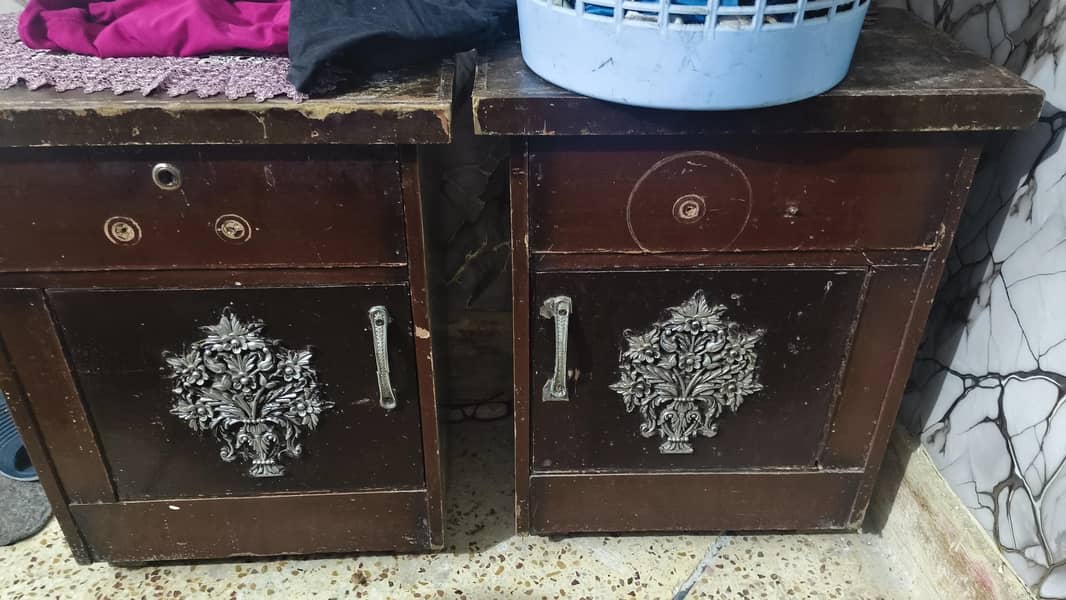 2 Side Table urgent 2