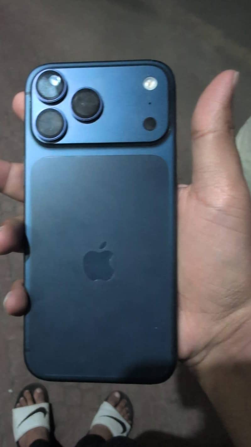 Iphone 17 pro max 0