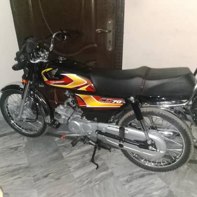 CD 70 Black Colour 2026 model 330 kilometer driven