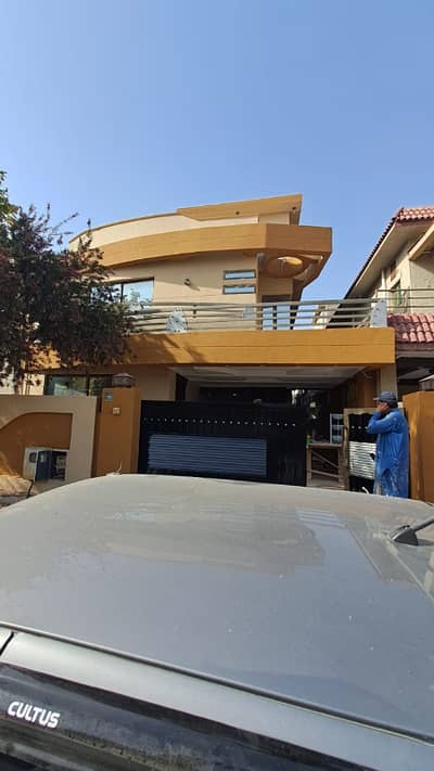 10 Marla full house for rent in phase 4 bahria town rawlapindi