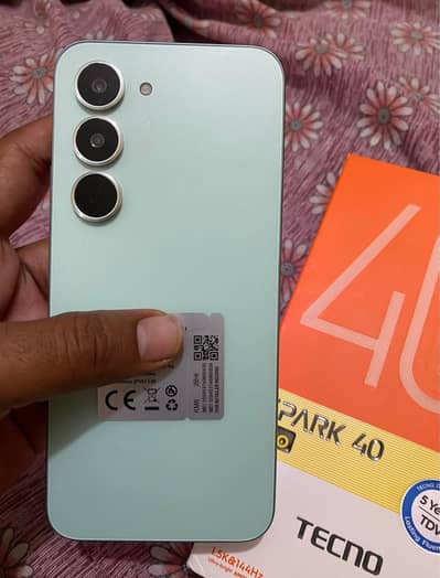 Tecno spark 40 pro ( 16/256)