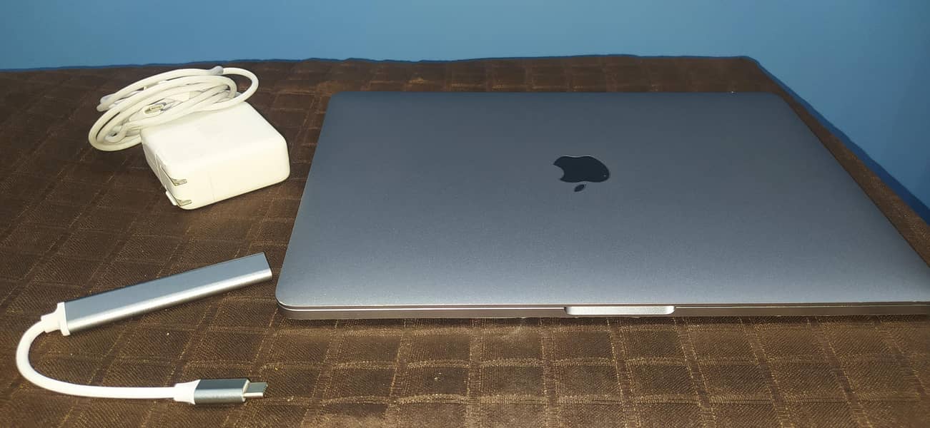 Mac book pro 0
