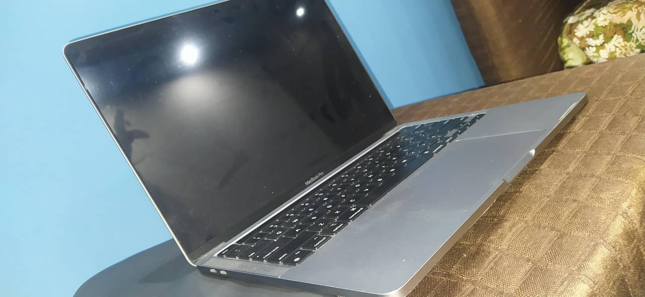 Mac book pro 4