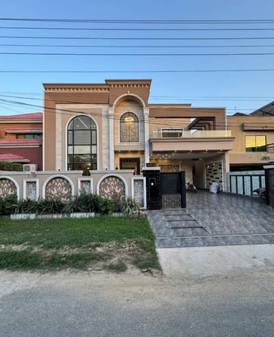 Brand New 1 Kanal Luxury House For Sale NFC, Lahore  This Exquisite 1 Kanal