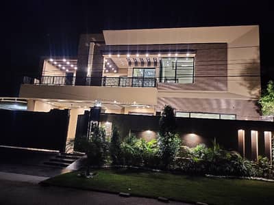 Prime Location: 21 Marla Luxury House for Sale in WAPDA Town, Lahore