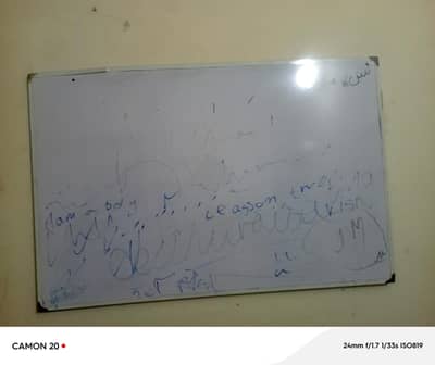 White Board Sale Hai