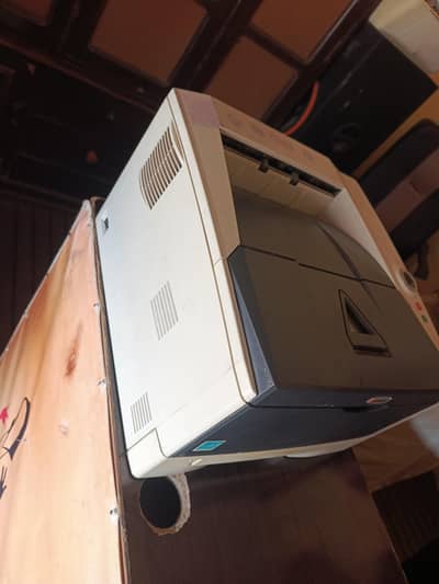 Printer New Hai Sirf Kuch Din Use Kiya Hai