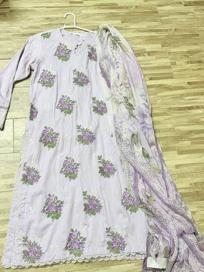 Khaadi 3-piece beautiful lawn dress