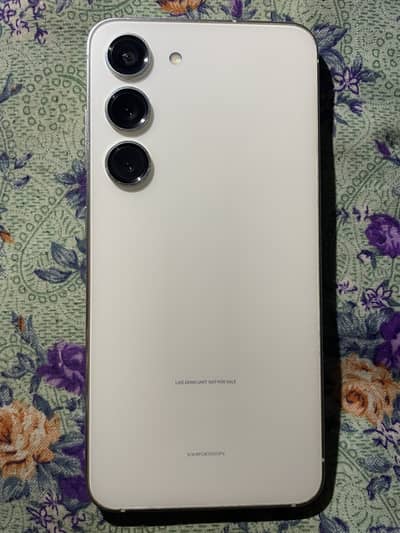 Samsung galaxy S23 demo unit 8/128