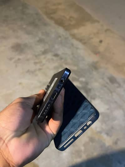 10 by 10 all Saman complet hai