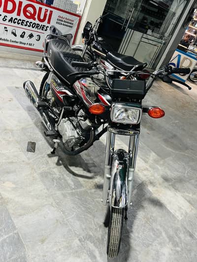 Honda CG 125 2024 model, Black Color