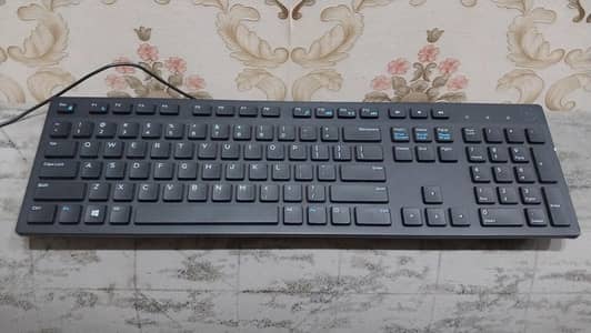 Dell Full-Size Wired Keyboard – Excellent Condition