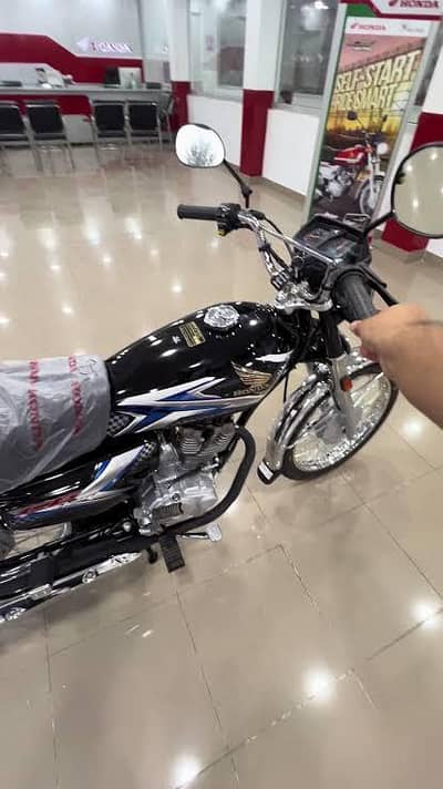 all ok new bike koi msla ni by matric moke pe card mojod hai