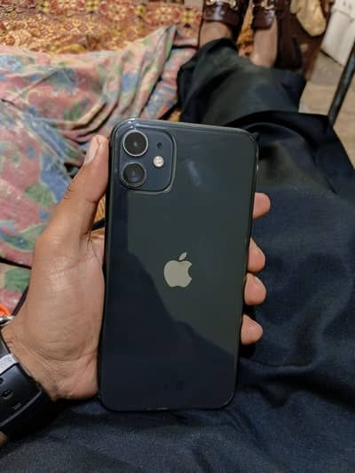 iPhone 11 factory unlock