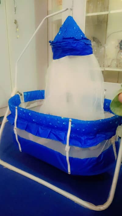 bacho ka jula he bilkul new he