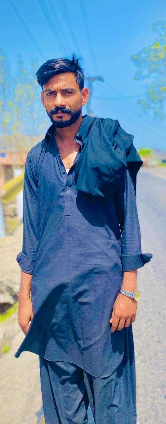 کک +ڈرائیور اگر کسی کو چاہیے تو رابطہ کریں 1