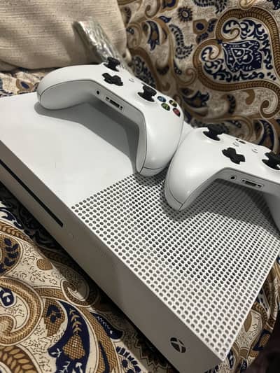 Xbox one S [1tb]