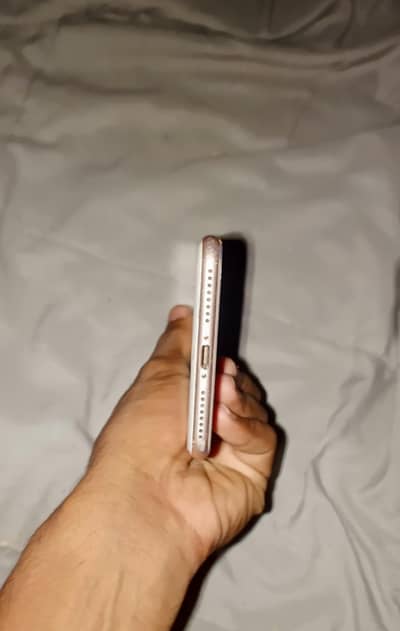 condition 10/10 bettry health 85% 256gb