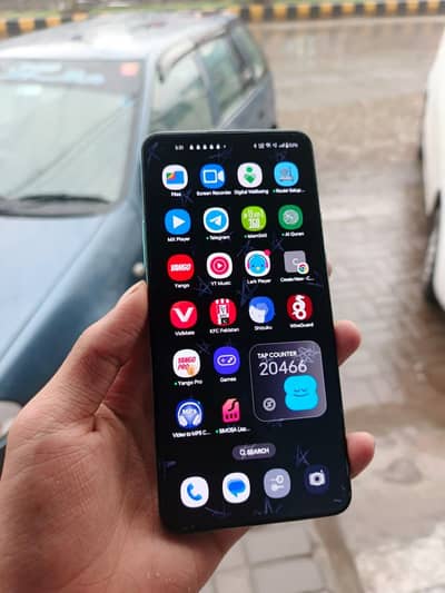 ONE PLUS 8T (EXCHANGE POSSIBLE)