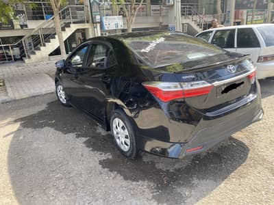 Model 2021 Altas black colour