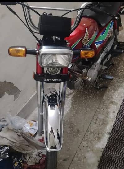 Honda CD 70 bike / 03480621430 call me WhatsApp detail mil jayegi