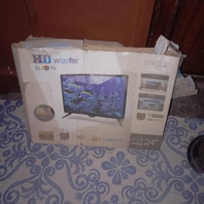 24 inch led one year use only complete Saman h . koi kharbi nh h. .